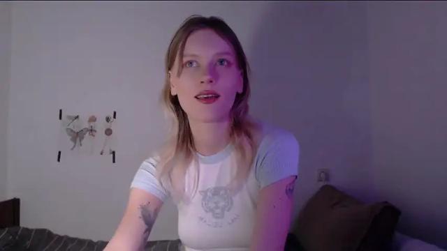 Image 2 of the_future_boy Stream on Chaturbate on 14 months ago