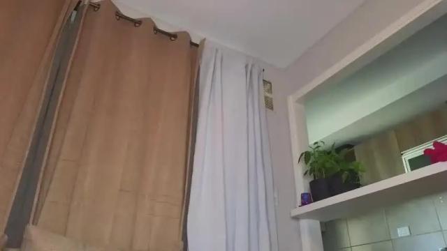 Image 8 of the_hot_ruby Stream on Chaturbate on 15 months ago