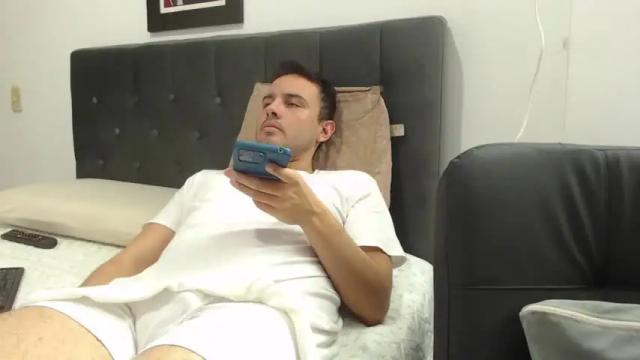 Thumbnail 3, the_king_queen's Stream at Chaturbate, 14 months ago