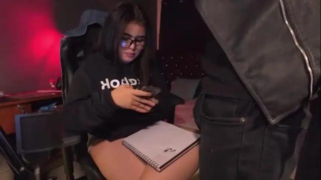 Image 6 of the_kitty_669 Stream on Chaturbate on 26 days ago