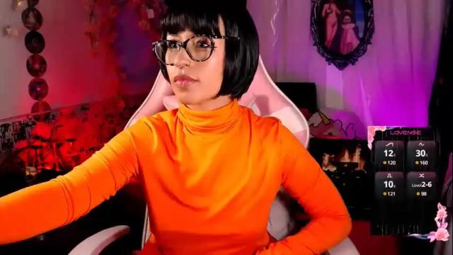 Image 10 of the_kitty_roxy Stream on Chaturbate on 2 months ago
