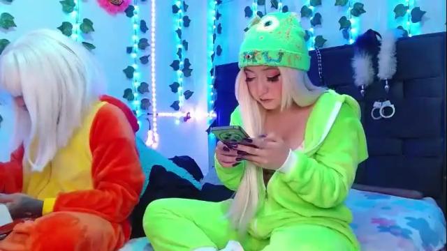 Image 8 of the_lesbian_game Stream on Chaturbate on 15 days ago