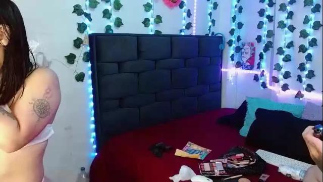 Image 6 of the_lesbian_game Stream on Chaturbate on 20 days ago