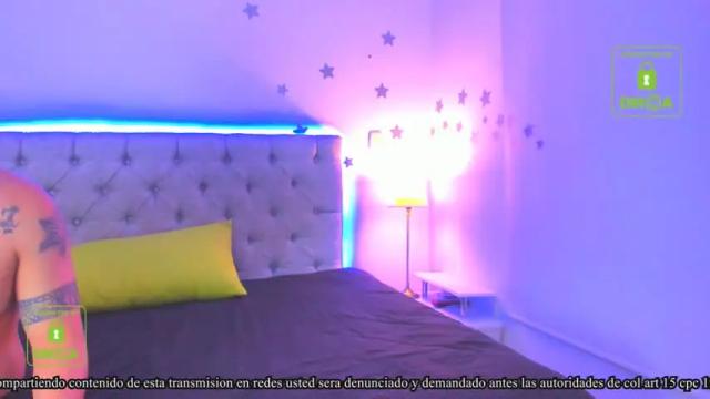 Image 2 of the_little_mia Stream on Chaturbate on 14 months ago