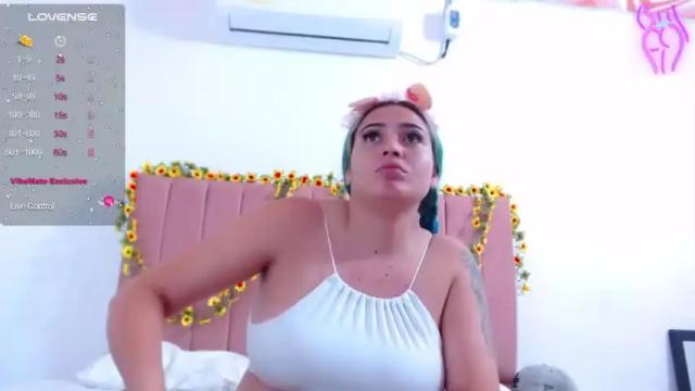 Image 8 of the_little_pervers_ Stream on Chaturbate on 16 months ago