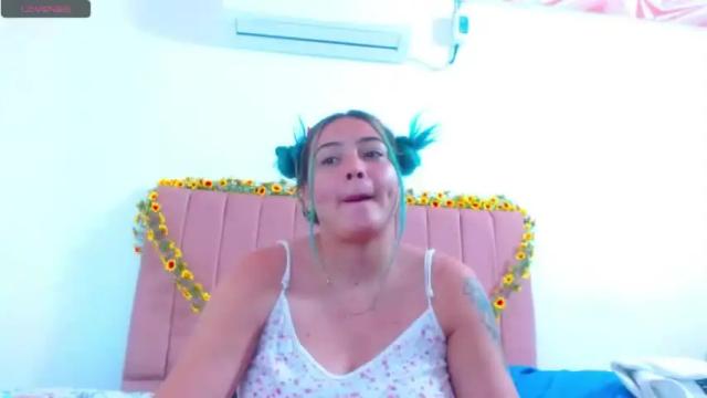 Image 7 of the_little_pervers_ Stream on Chaturbate on 15 months ago