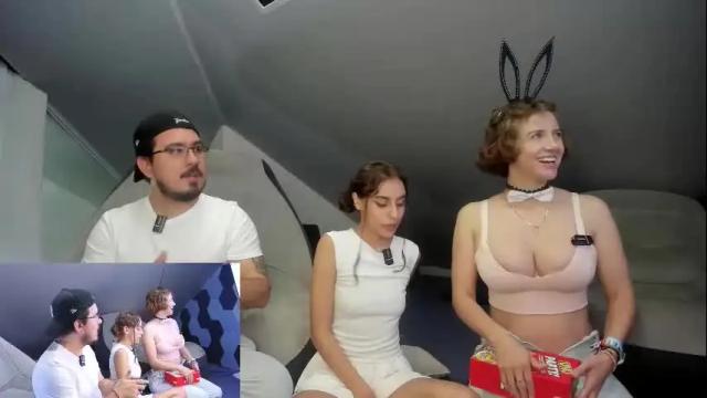 Image 7 of the_mao_game Stream on Chaturbate on 6 months ago