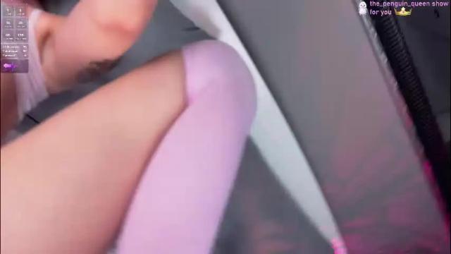 Thumbnail 1, the_penguin_queen's Stream at Chaturbate, 2 months ago