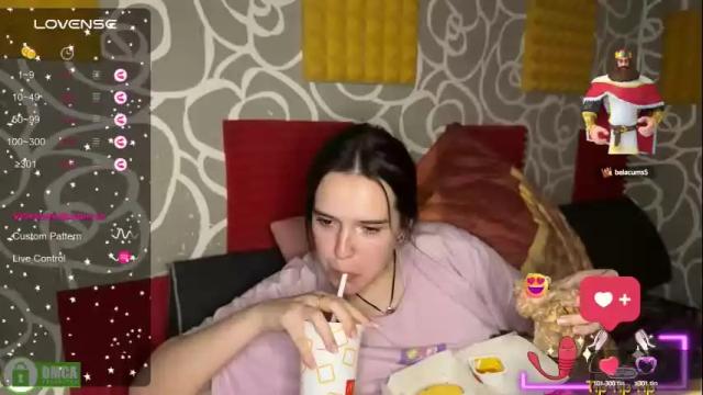 Image 4 of the_princese Stream on Chaturbate on 2 days ago
