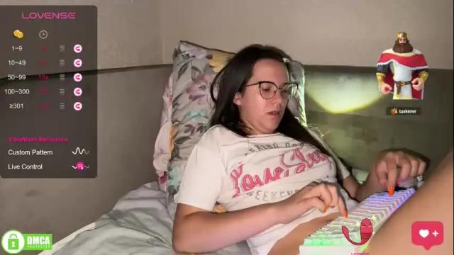 Image 8 of the_princese Stream on Chaturbate on 3 months ago