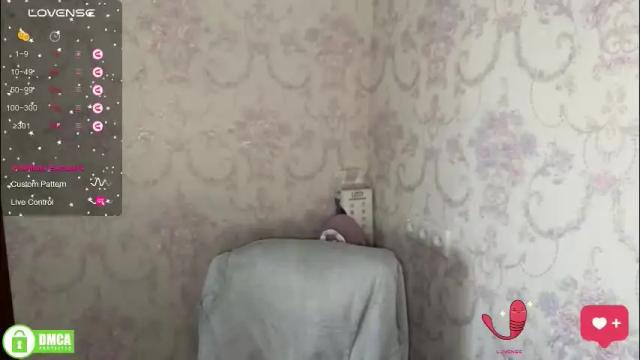 Image 2 of the_princese Stream on Chaturbate on 1 month ago