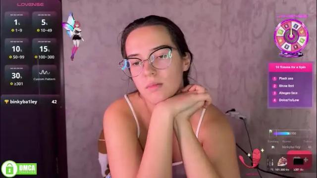 Image 3 of the_princese Stream on Chaturbate on 1 month ago