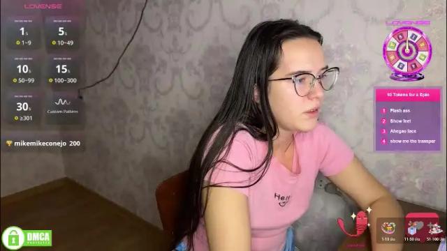 Image 4 of the_princese Stream on Chaturbate on 1 month ago