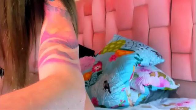 Image 11 of the_queen_aleja Stream on Chaturbate on 2 months ago