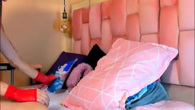 Image 7 of the_queen_aleja Stream on Chaturbate on 1 month ago