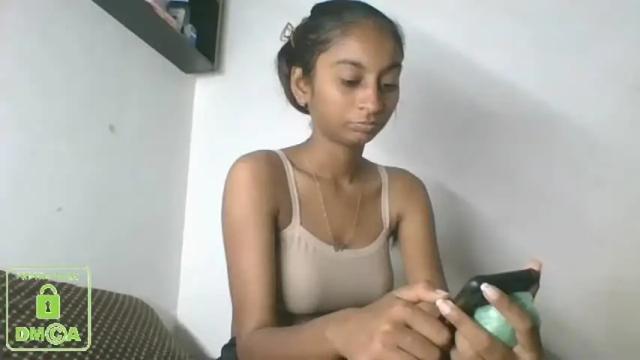 Image 11 of the_right_girl Stream on Chaturbate on 2 months ago