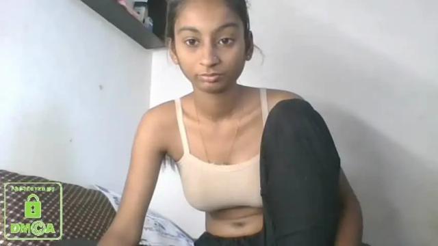 Image 2 of the_right_girl Stream on Chaturbate on 2 months ago