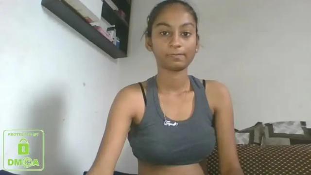 Image 3 of the_right_girl Stream on Chaturbate on 1 month ago