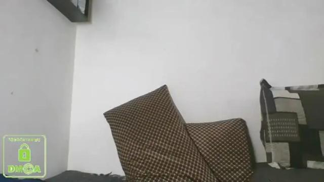 Image 6 of the_right_girl Stream on Chaturbate on 1 month ago