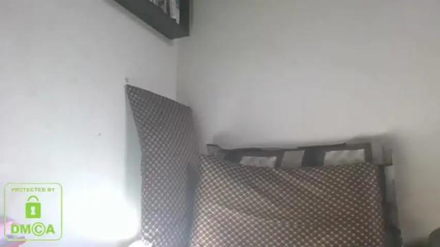 Image 4 of the_right_girl Stream on Chaturbate on 1 month ago