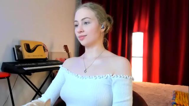Image 3 of the_steel_magnolia_ Stream on Chaturbate on 1 month ago