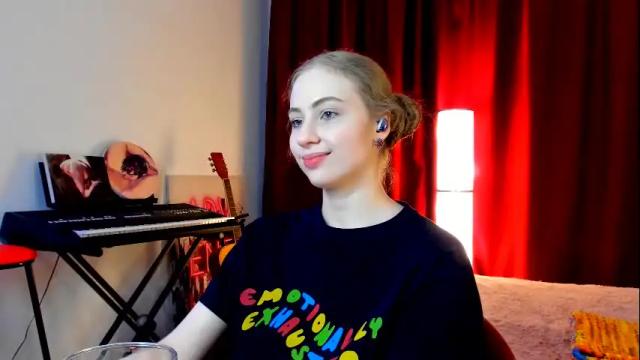 Image 7 of the_steel_magnolia_ Stream on Chaturbate on 29 days ago