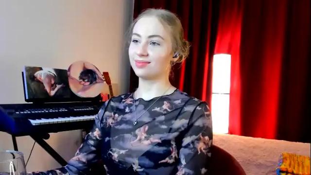 Image 11 of the_steel_magnolia_ Stream on Chaturbate on 27 days ago