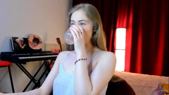 Image 4 of the_steel_magnolia_ Stream on Chaturbate on 26 days ago