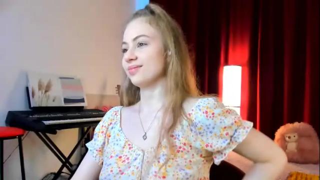 Image 4 of the_steel_magnolia_ Stream on Chaturbate on 3 months ago