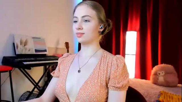 Image 3 of the_steel_magnolia_ Stream on Chaturbate on 3 months ago