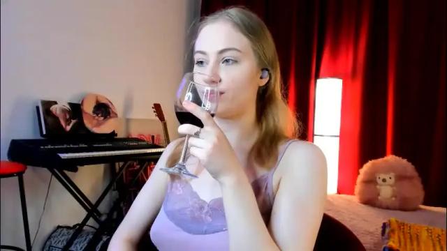 Image 2 of the_steel_magnolia_ Stream on Chaturbate on 2 months ago