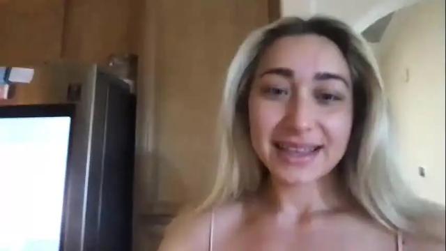 Image 11 of the_teasing_mistress Stream on Chaturbate on 18 months ago
