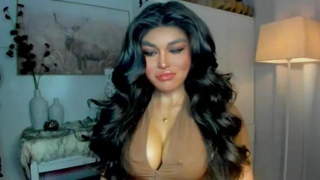 Image 3 of thealmightygoddess Stream on Chaturbate on 17 months ago
