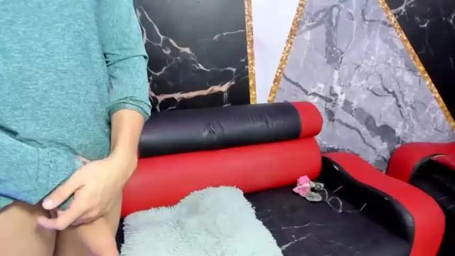 Image 2 of thebeautiful_kloe Stream on Chaturbate on 18 months ago