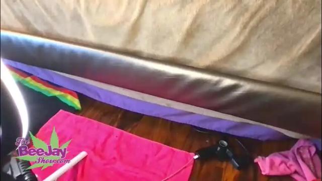 Image 3 of thebeejayshow Stream on Chaturbate on 23 days ago