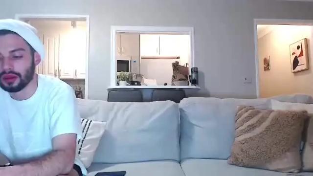 Image 4 of thebestorbetter Stream on Chaturbate on 13 months ago