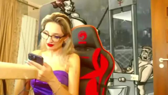 Image 8 of theblackwidow Stream on Chaturbate on 20 months ago