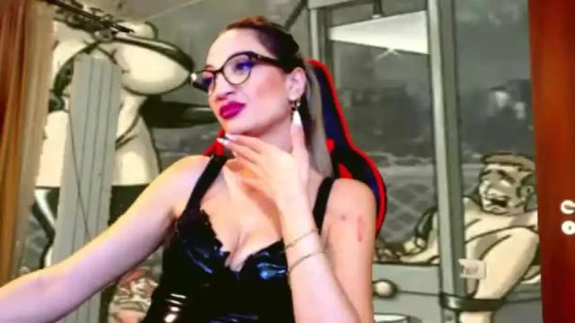 Image 7 of theblackwidow Stream on Chaturbate on 18 months ago