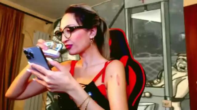 Image 4 of theblackwidow Stream on Chaturbate on 17 months ago
