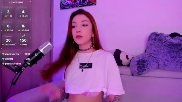 Image 3 of thecosmicgirl Stream on Chaturbate on 2 months ago