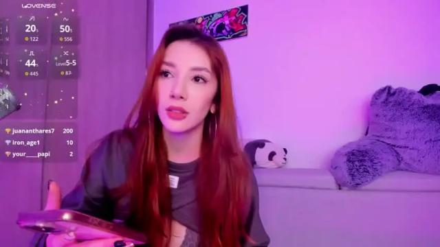 Image 12 of thecosmicgirl Stream on Chaturbate on 24 days ago