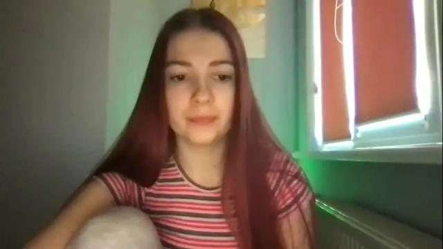 Image 3 of thecrystal Stream on Chaturbate on 19 months ago