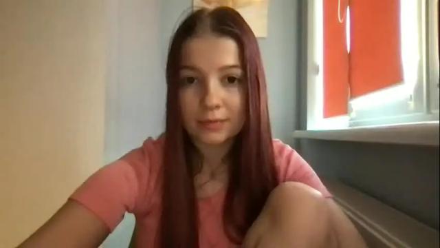 Image 11 of thecrystal Stream on Chaturbate on 18 months ago