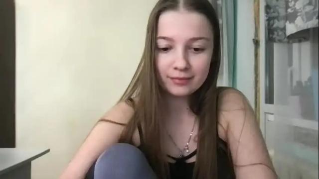 Image 2 of thecrystal Stream on Chaturbate on 6 months ago