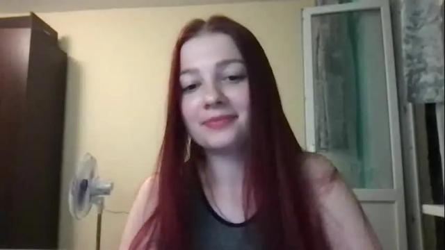 Image 3 of thecrystal Stream on Chaturbate on 4 months ago