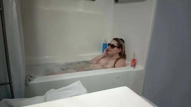 Thumbnail 2, thedancingalien's Stream at Chaturbate, 16 months ago