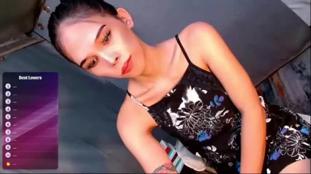 Image 4 of thedevil_inme Stream on Chaturbate on 29 days ago