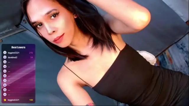 Image 8 of thedevil_inme Stream on Chaturbate on 13 days ago