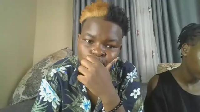 Image 3 of thee_pappy_chullos Stream on Chaturbate on 16 months ago