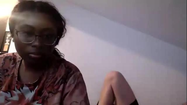 Image 4 of theegoddessmae Stream on Chaturbate on 5 days ago